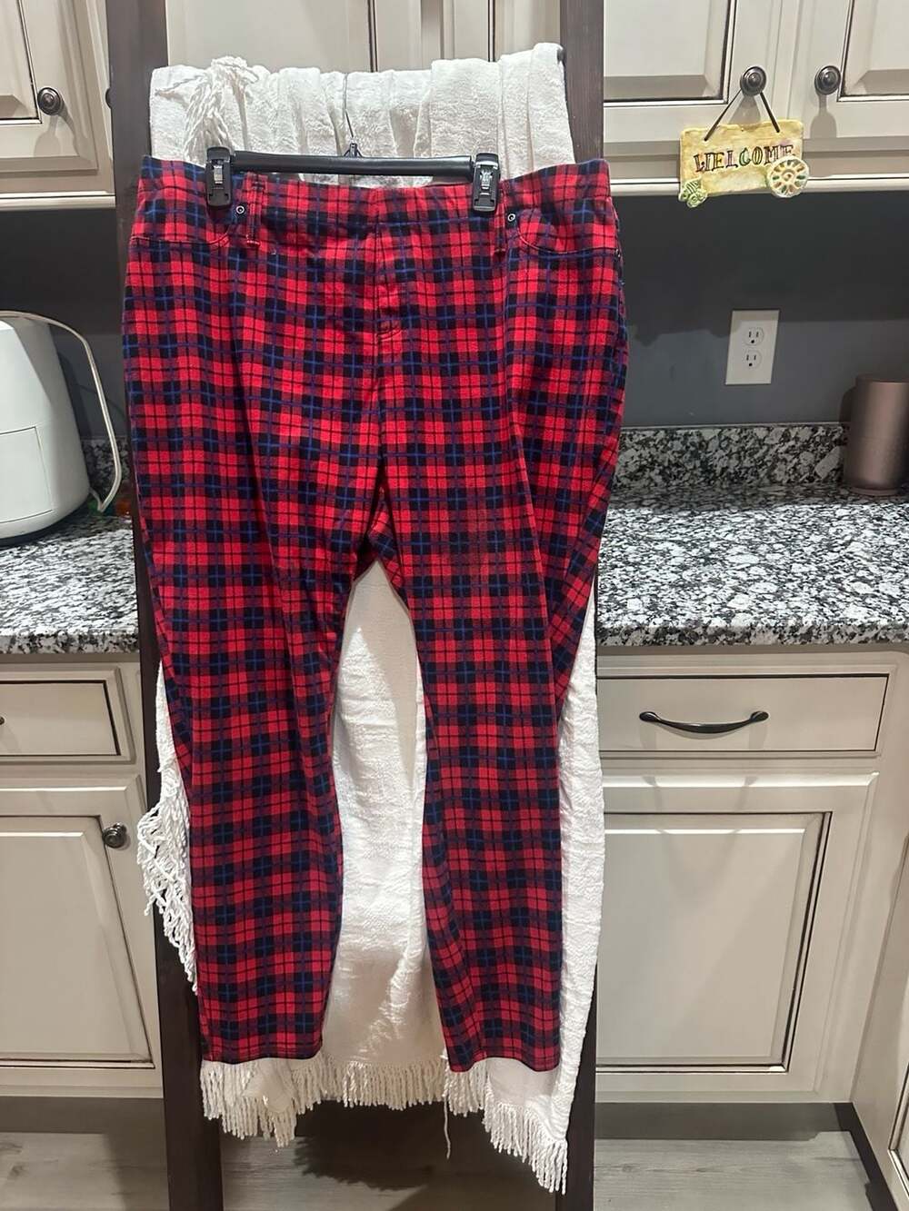 Terra & Sky Plaid Pull-On Legging Pants Size 2X (20W-22W) Red Black